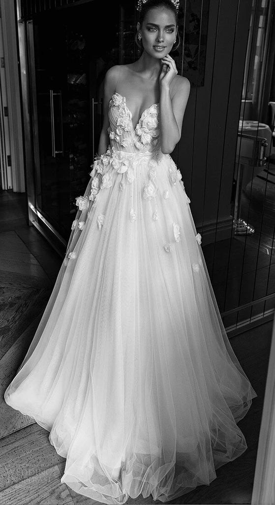 A Line Sweetheart Hand-Made Flowers Beaded Bridal Gowns Tulle Long Wedding Dress OK1131