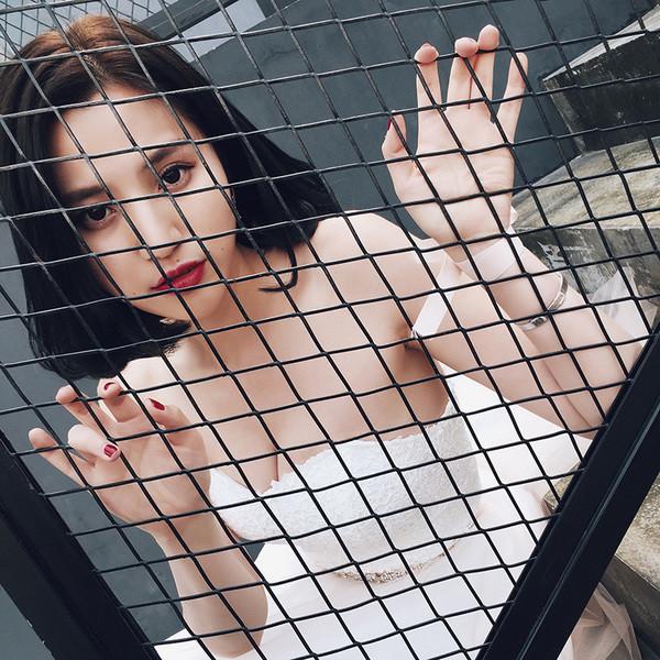 Sweetheart Strapless A-line Lace Tulle Beading Wedding Dress With Court Train OK559