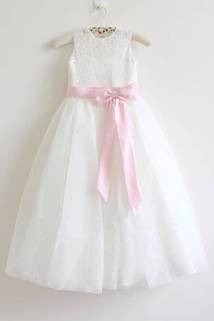 Ivory Lace Tulle Ivory Flower Girl Dresses With Pink Sash/Bows Sleeveless Floor-length OK207